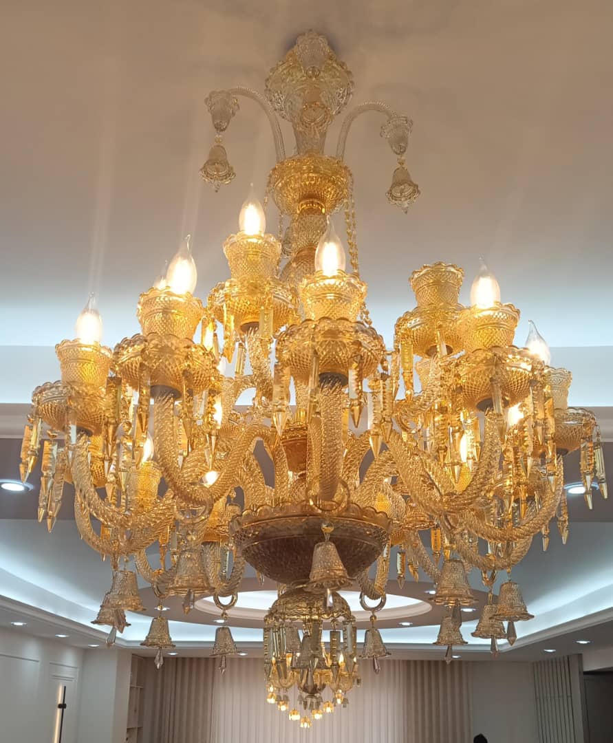لوستر کریستالی برند باکارا عسلی ۱۵شعله